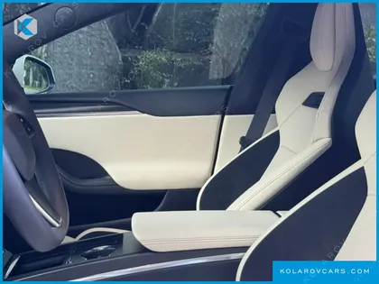 TESLA MODEL S PLAID
