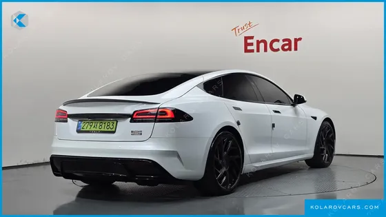TESLA MODEL S PLAID