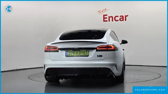 TESLA MODEL S PLAID
