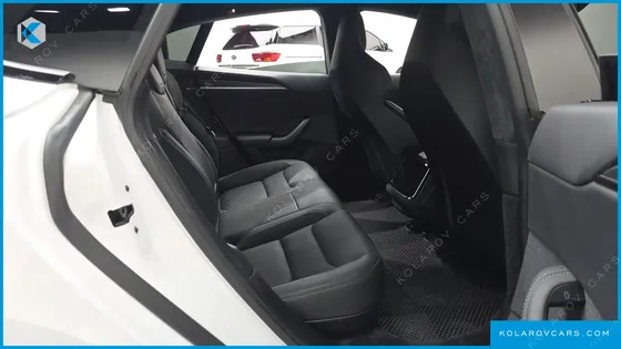 TESLA MODEL S PLAID