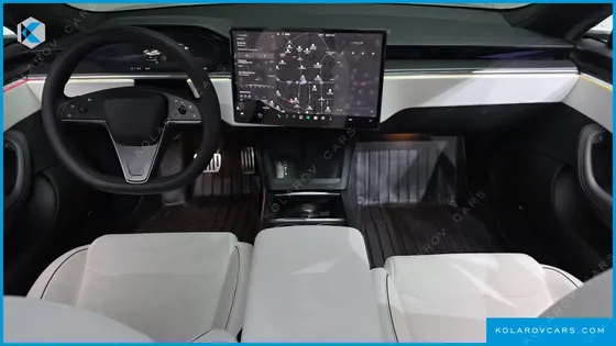TESLA MODEL S PLAID