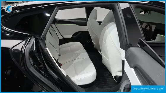 TESLA MODEL S PLAID