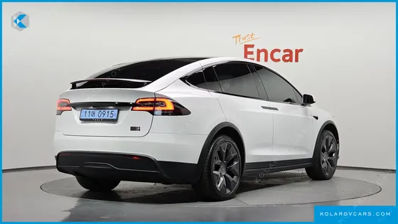 TESLA MODEL X PLAID
