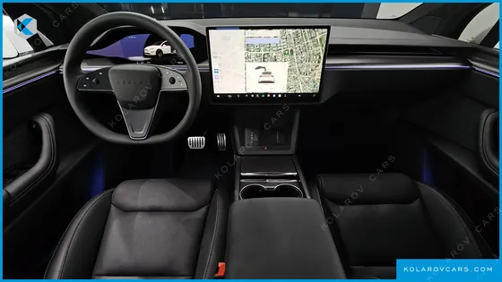TESLA MODEL X PLAID