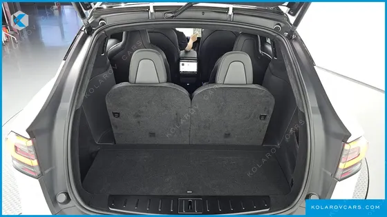TESLA MODEL X PLAID