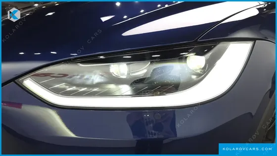 TESLA MODEL X PLAID