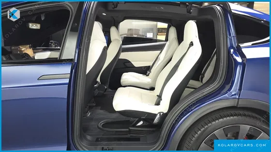 TESLA MODEL X PLAID