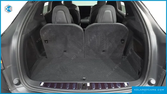 TESLA MODEL X PLAID