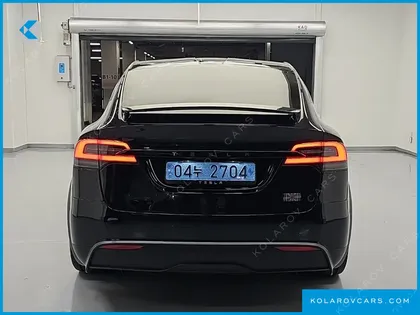 TESLA MODEL X PLAID