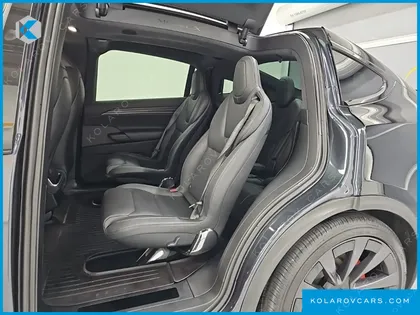 TESLA MODEL X PLAID