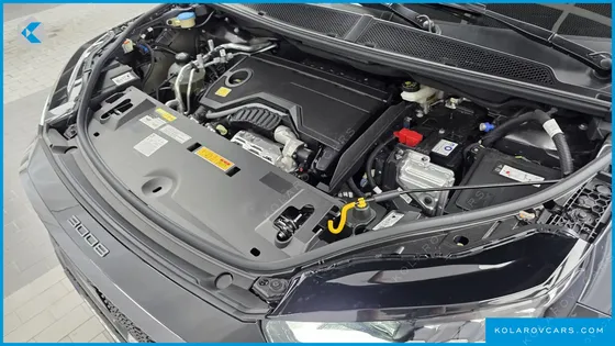 PEUGEOT 3008 1.2 HYBRID GT