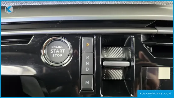 PEUGEOT 3008 1.2 HYBRID GT