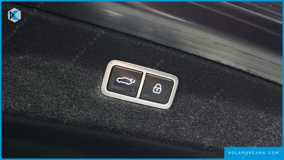 GENESIS G90 GASOLINE 3.5 TURBO AWD