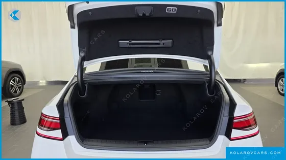 GENESIS G90 GASOLINE 3.5 TURBO 2WD