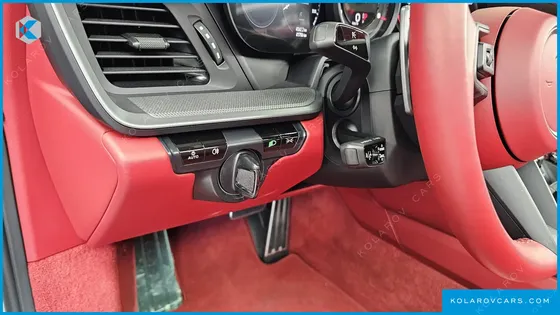 PORSCHE 911 CARRERA 4 CABRIOLET