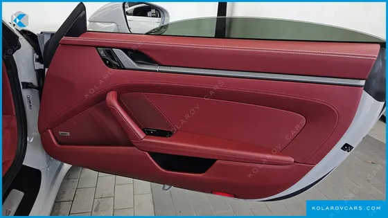 PORSCHE 911 CARRERA 4 CABRIOLET