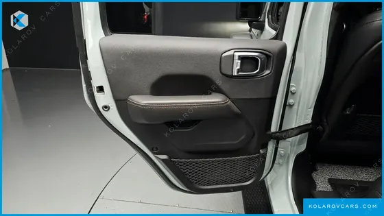 JEEP WRANGLER 2.0 SAHARA POWER TOP 4DOOR