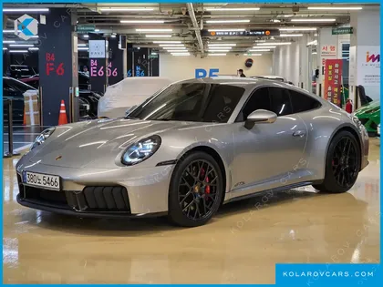 PORSCHE 911 CARRERA 4 GTS