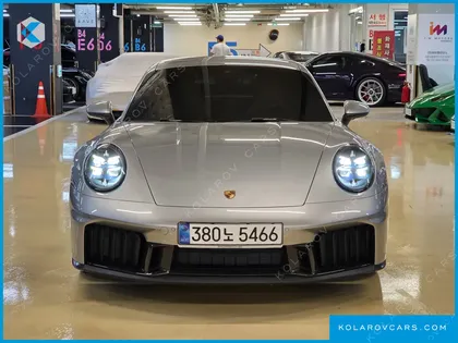 PORSCHE 911 CARRERA 4 GTS
