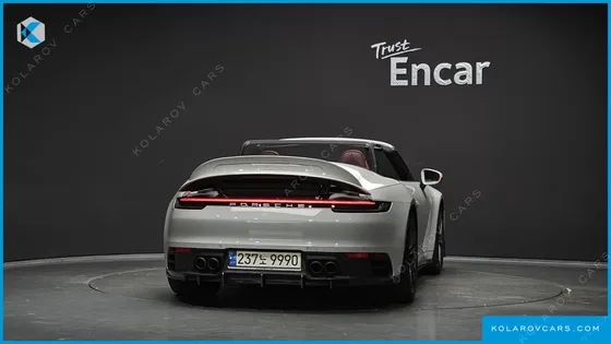 PORSCHE 911 CARRERA 4 CABRIOLET