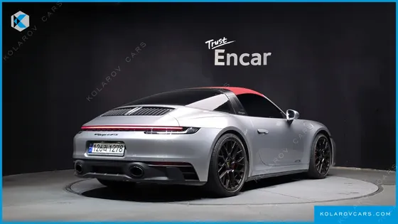 PORSCHE 911 TARGA 4 GTS