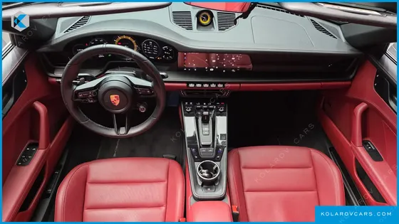 PORSCHE 911 TARGA 4 GTS