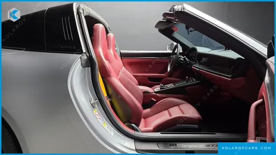 PORSCHE 911 TARGA 4 GTS