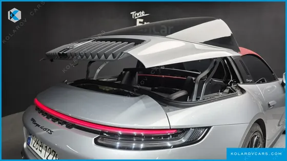 PORSCHE 911 TARGA 4 GTS