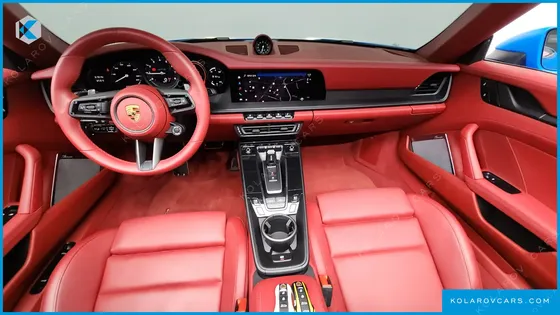 PORSCHE 911 CARRERA 4 GTS CABRIOLET