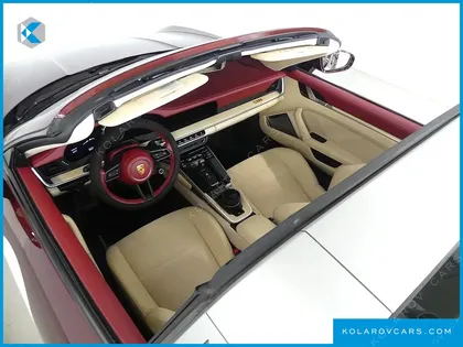 PORSCHE 911 TARGA 4S HERITAGE DESIGN EDITION