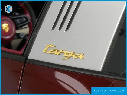 PORSCHE 911 TARGA 4S HERITAGE DESIGN EDITION