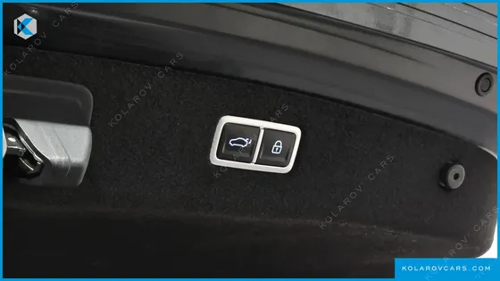 GENESIS G90 GASOLINE 3.5 TURBO E-S/C AWD
