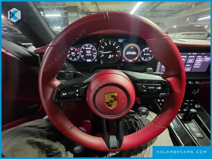 PORSCHE 911 CARRERA 4S