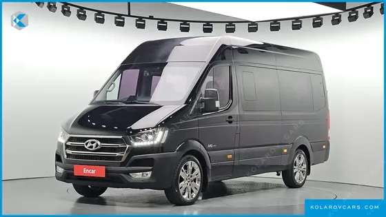 HYUNDAI SOLATI 15-SEATER