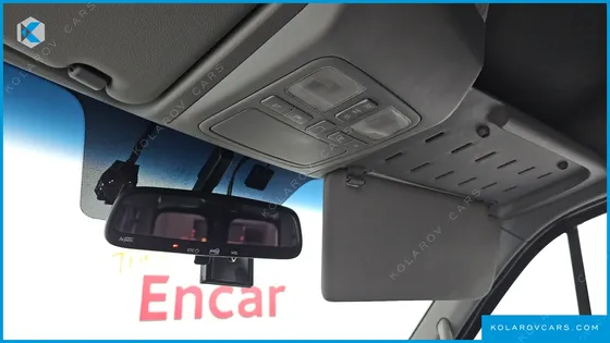 HYUNDAI SOLATI 15-SEATER