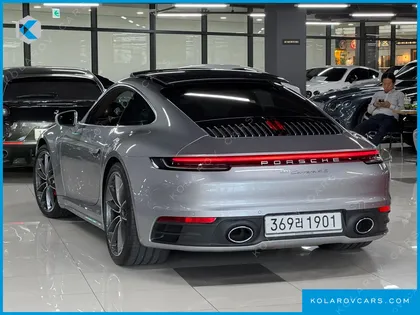 PORSCHE 911 CARRERA 4S