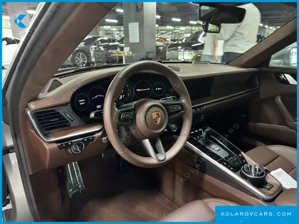 PORSCHE 911 CARRERA 4S
