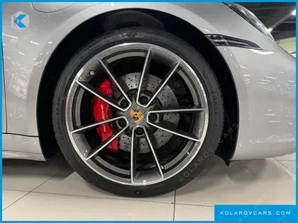 PORSCHE 911 CARRERA 4S