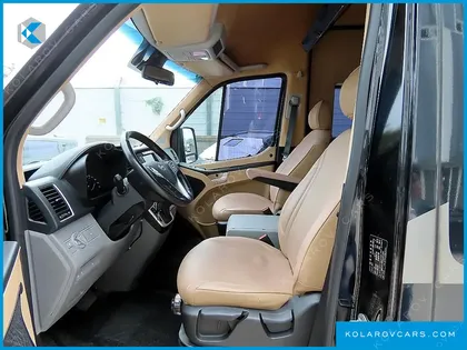 HYUNDAI SOLATI LIMOUSINE