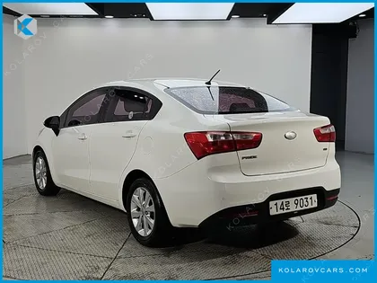 KIA PRIDE 1.6 GDI SEDAN