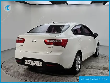 KIA PRIDE 1.6 GDI SEDAN