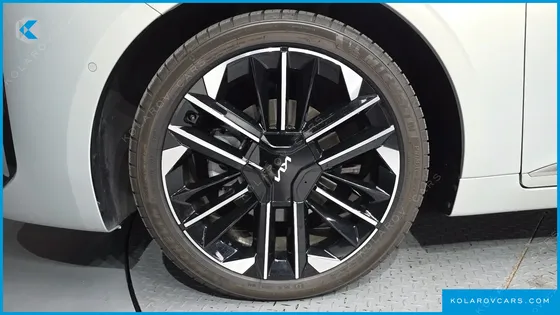 KIA K8 SIGNATURE