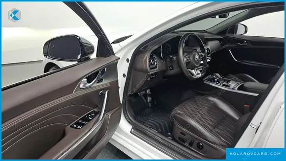 KIA STINGER 2.5 MASTERS