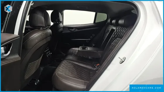 KIA STINGER 2.5 MASTERS
