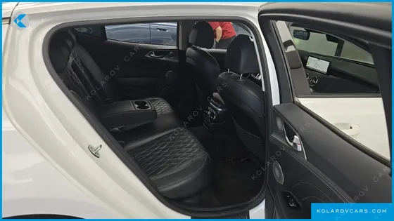 KIA STINGER 2.5 AWD MASTERS