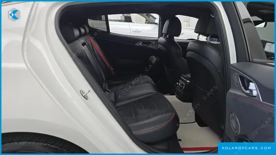 KIA STINGER 3.3 GT AWD MASTERS TURBO PACKAGE