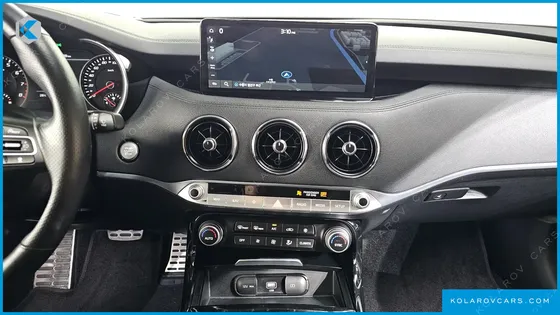 KIA STINGER 2.5 PLATINUM