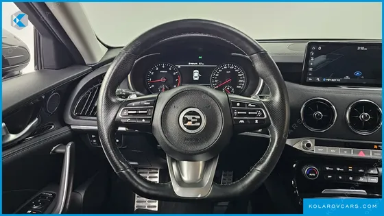 KIA STINGER 2.5 PLATINUM