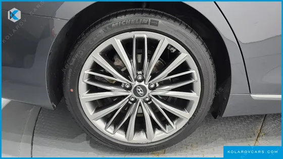 HYUNDAI GRANDEUR 3.0 EXCLUSIVE