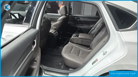 HYUNDAI GRANDEUR 3.0 LPI DSABLED PERSON